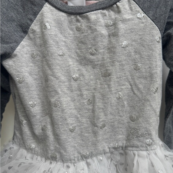 Guess 3T Girls Gray and White Long Sleeve Tee with Tulle Shirt Blouse - Picture 2 of 7